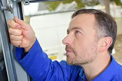 Exclusive Garage Door Service West Harrison, NY 914-267-1903 - maintenance-side